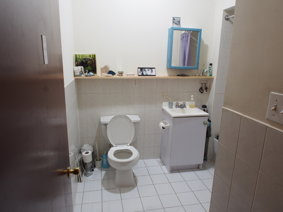 部屋(ロフト約60畳)をサブレットしていただける方を探してます。何人でも$100/day、5月中旬から7月いっぱい。