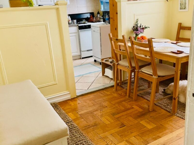 1BR Inwood $2,000 家具付・光熱費・インターネット込み